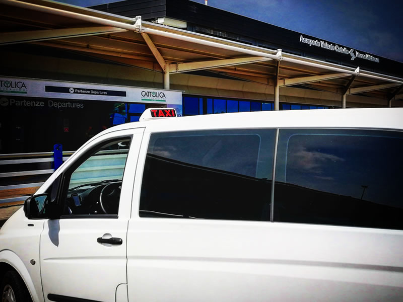 Servizio taxi per il lago di Garda